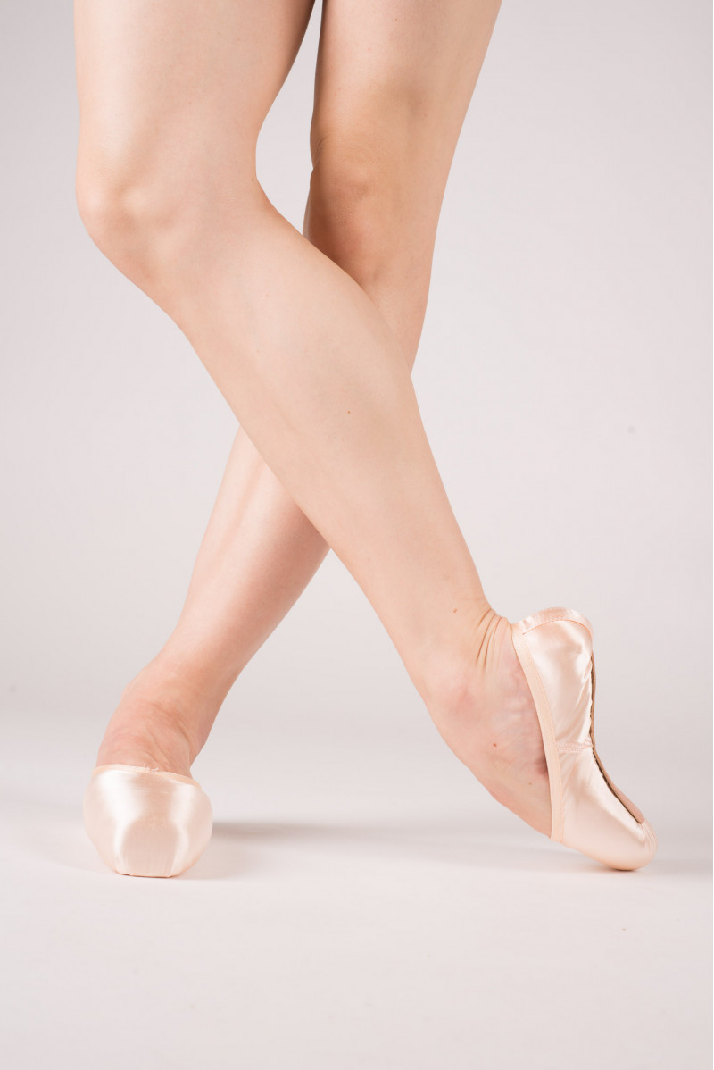 Bloch Balance European pointe shoes - Mademoiselle Danse