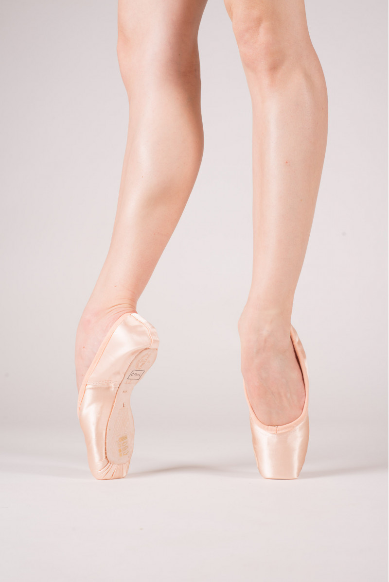 Freed classic Pro Light pointe shoes