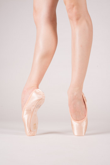 Freed classic Pro Light pointe shoes