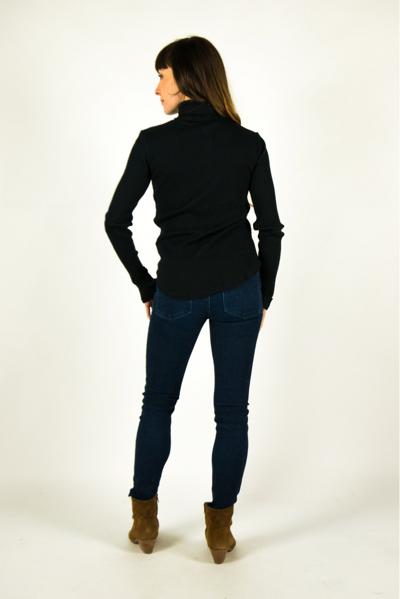 Majestic Filiatures turtleneck T-shirt black