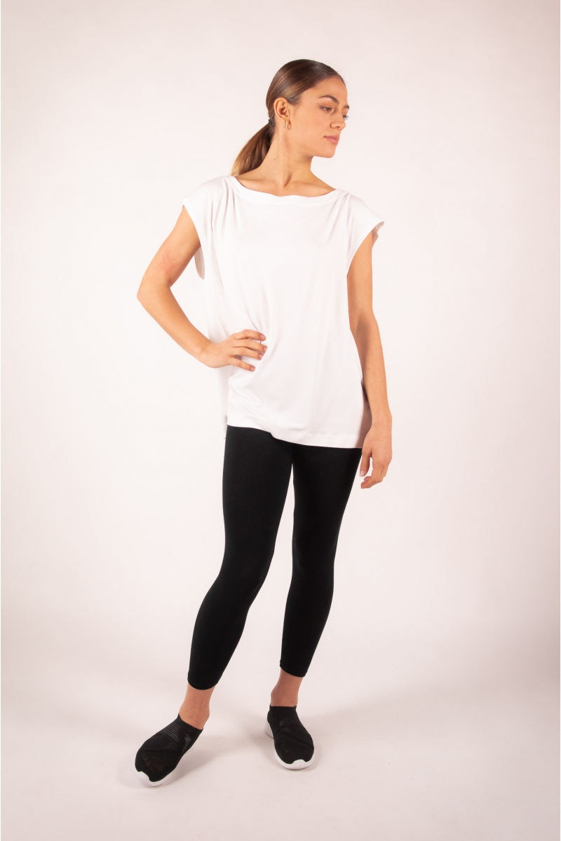 Majestic Filatures white short-sleeved top with boat collar