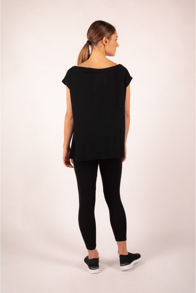 Majestic Filatures black short-sleeved top with boat neck