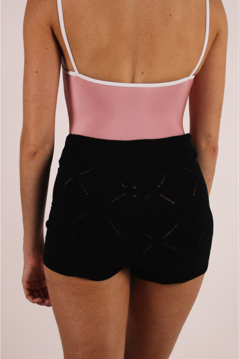Finola black