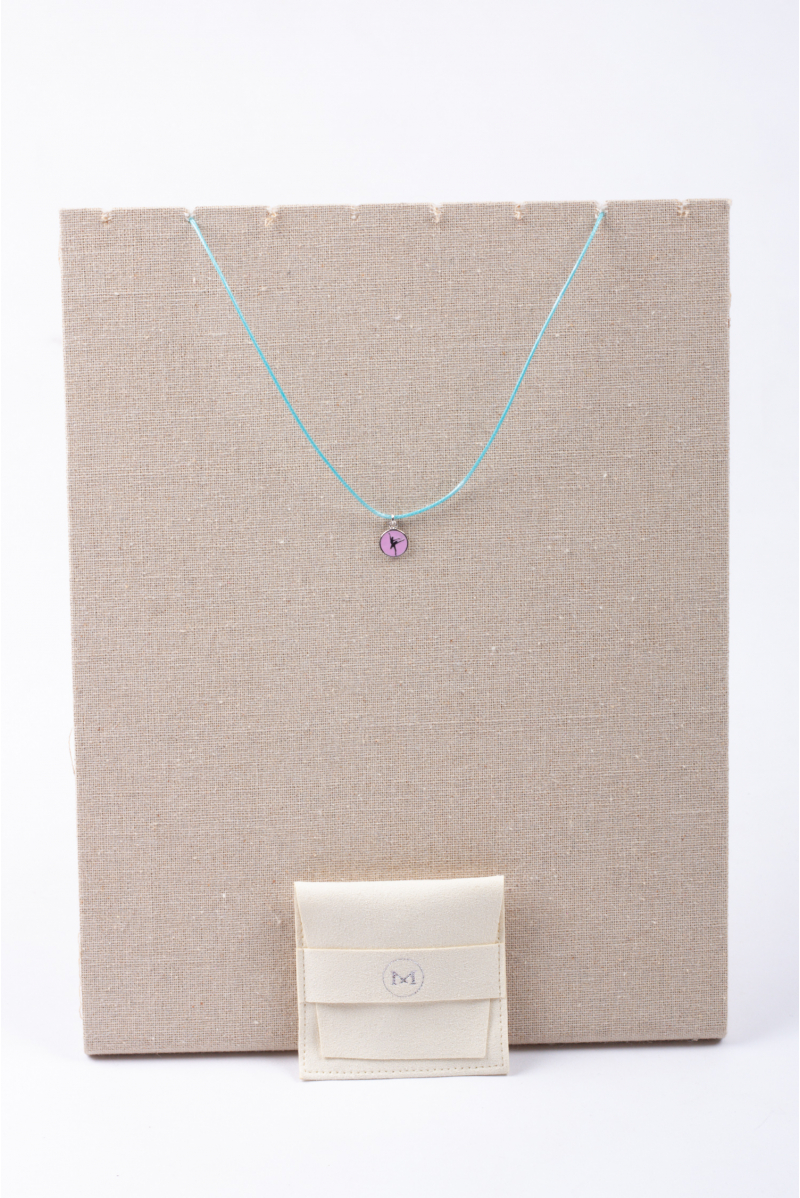 Collier cordon pendentif rond rose danseuse