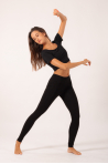 Temps Danse Goyave black short-sleeved crop top