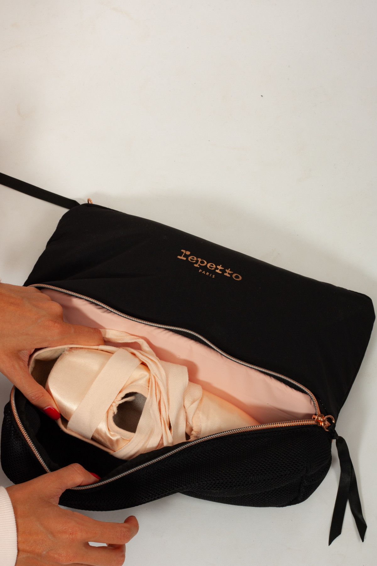 Repetto pencil case black Joy