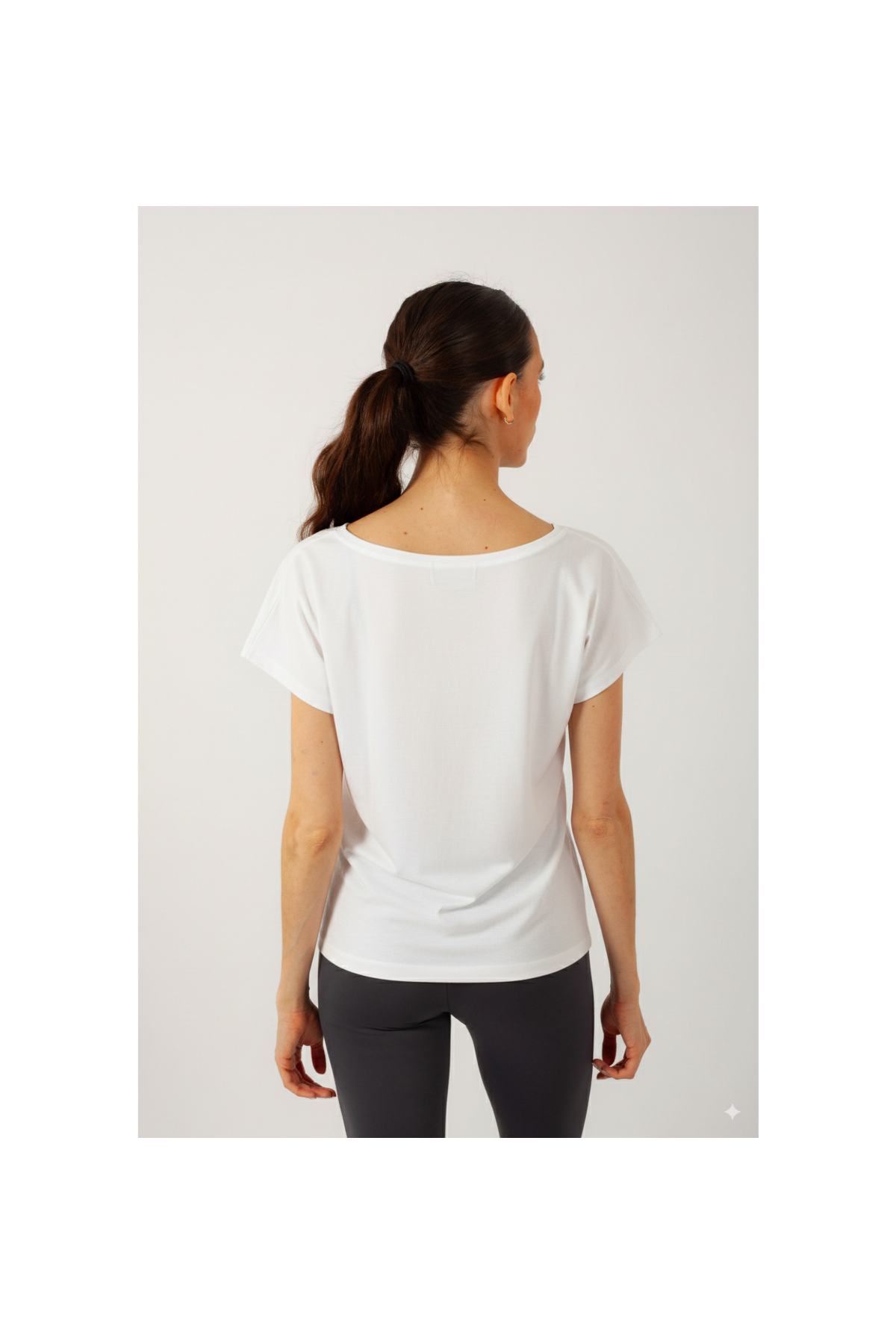 Ava short-sleeved white dance T-shirt