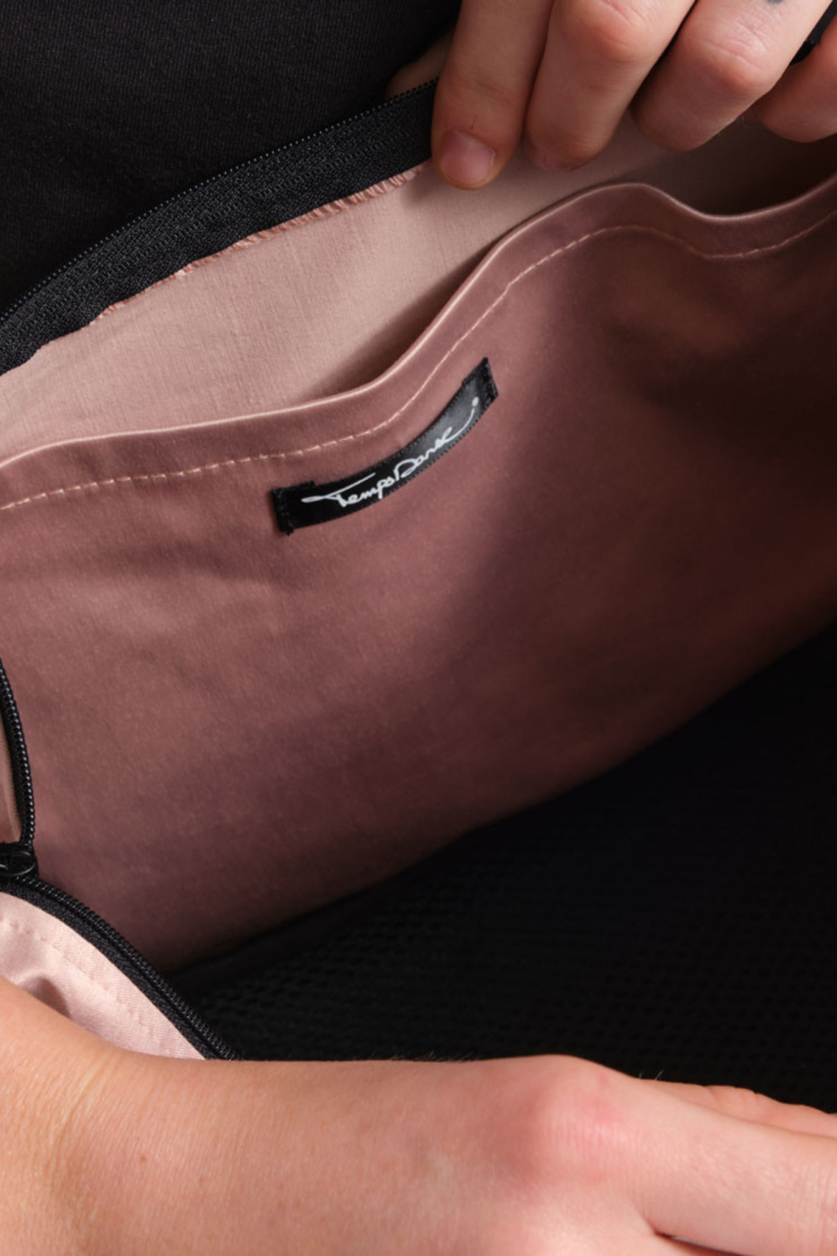 Sakura Temps Danse pink shoulder bag