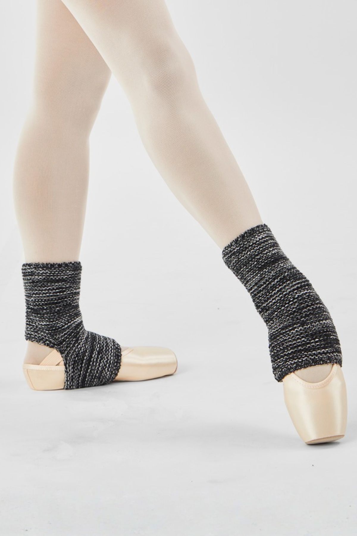 Gaynor Minden black ankles snugglers