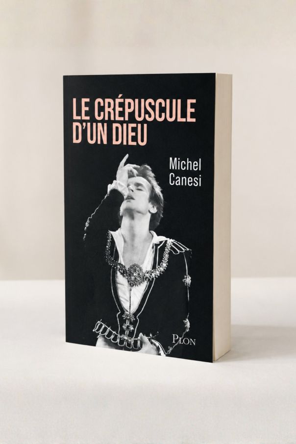 Livre « Le crépuscule d'un Dieu » - Michel Canesi - Plon
